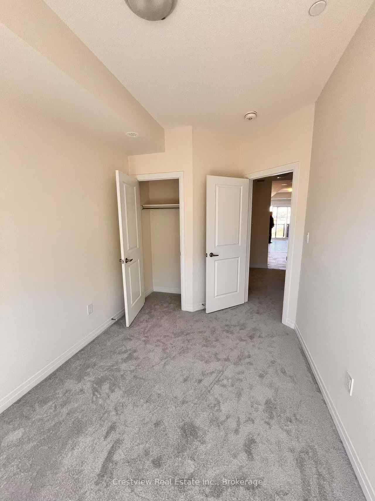 10 Liben Way, #18, Toronto E, Toronto ON M1B 0E8