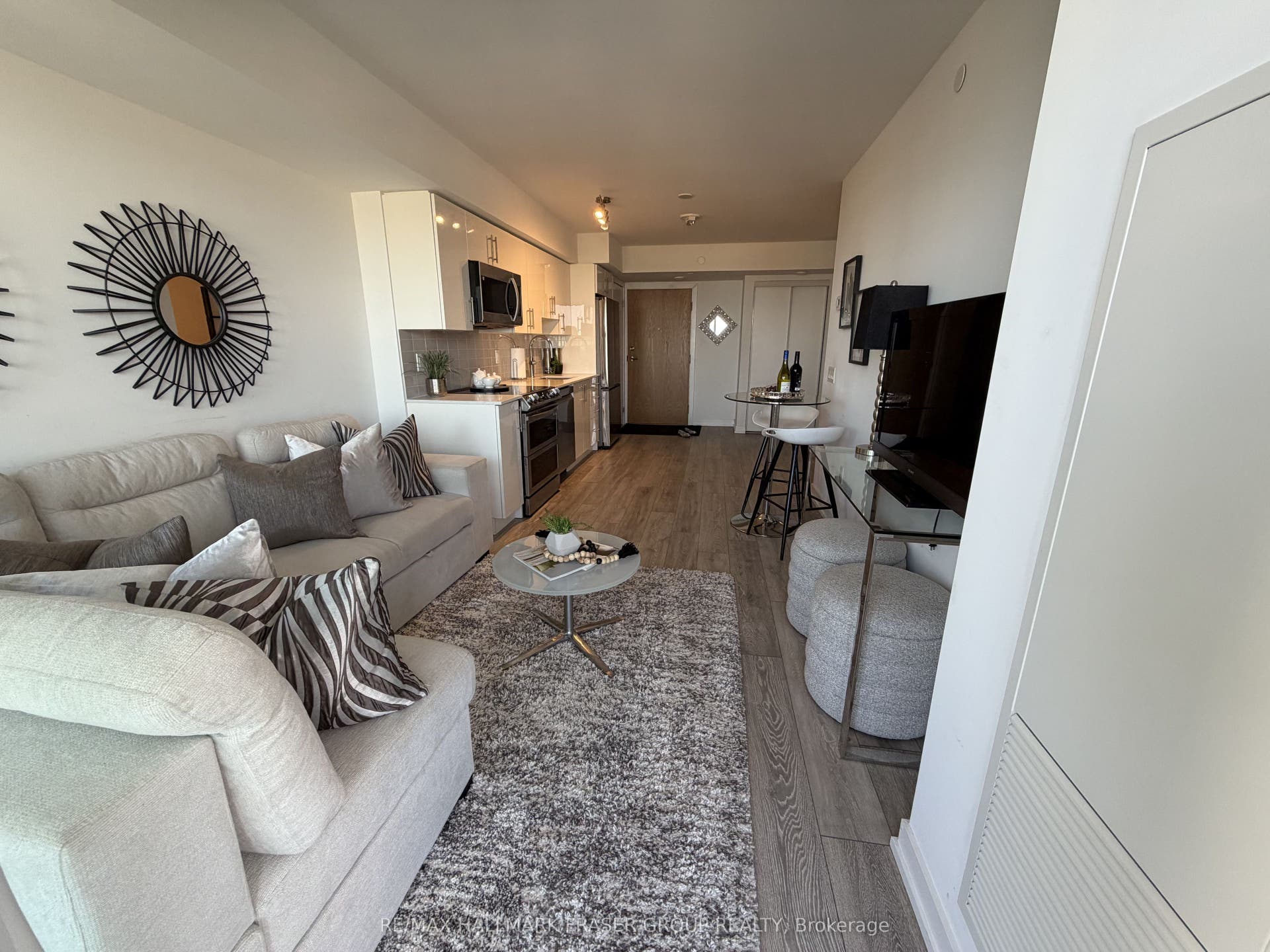 1455 Celebration Drive, #1601, Pickering, Durham ON L1W 0C3