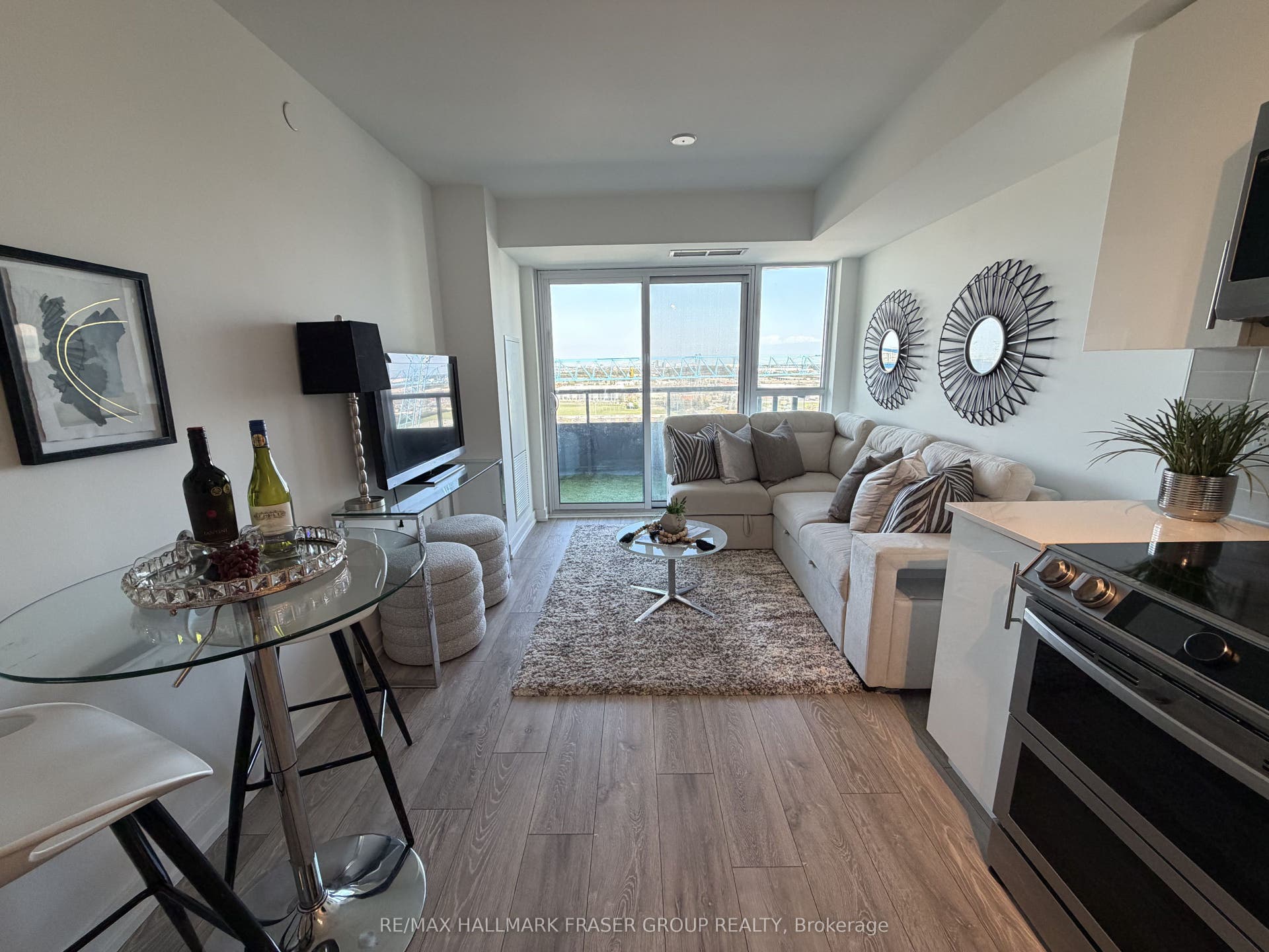 1455 Celebration Drive, #1601, Pickering, Durham ON L1W 0C3