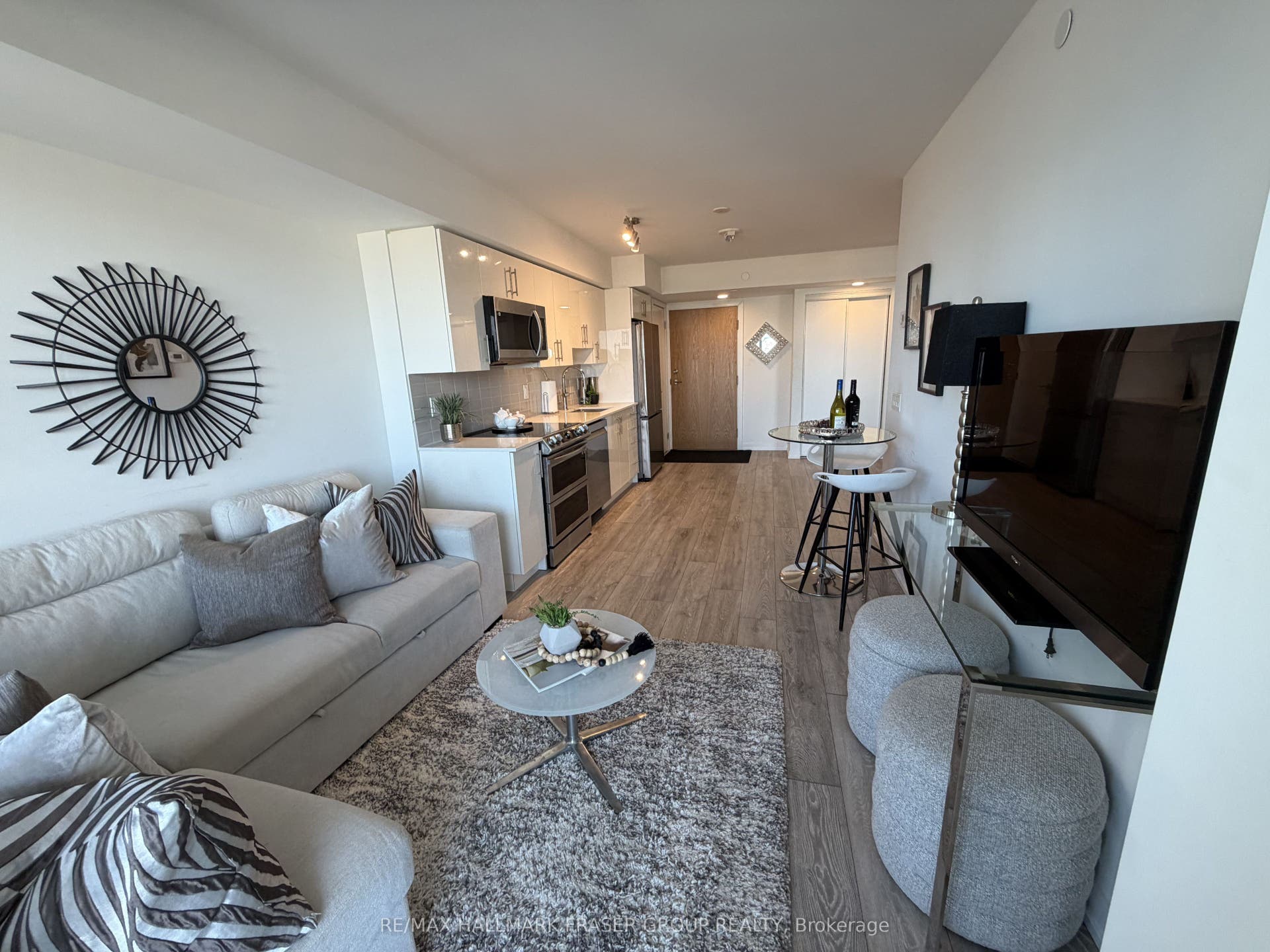 1455 Celebration Drive, #1601, Pickering, Durham ON L1W 0C3