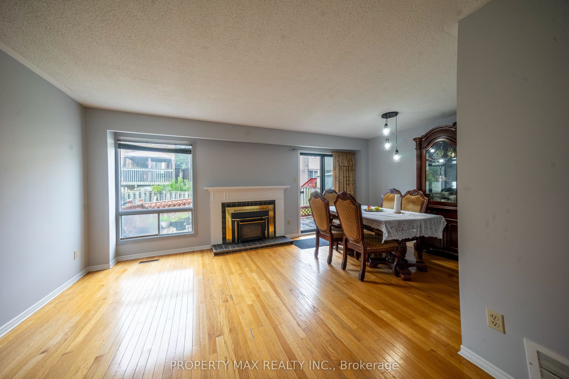 144 Bellrock Drive, Toronto E07, Toronto E, Toronto ON M1V 3G6