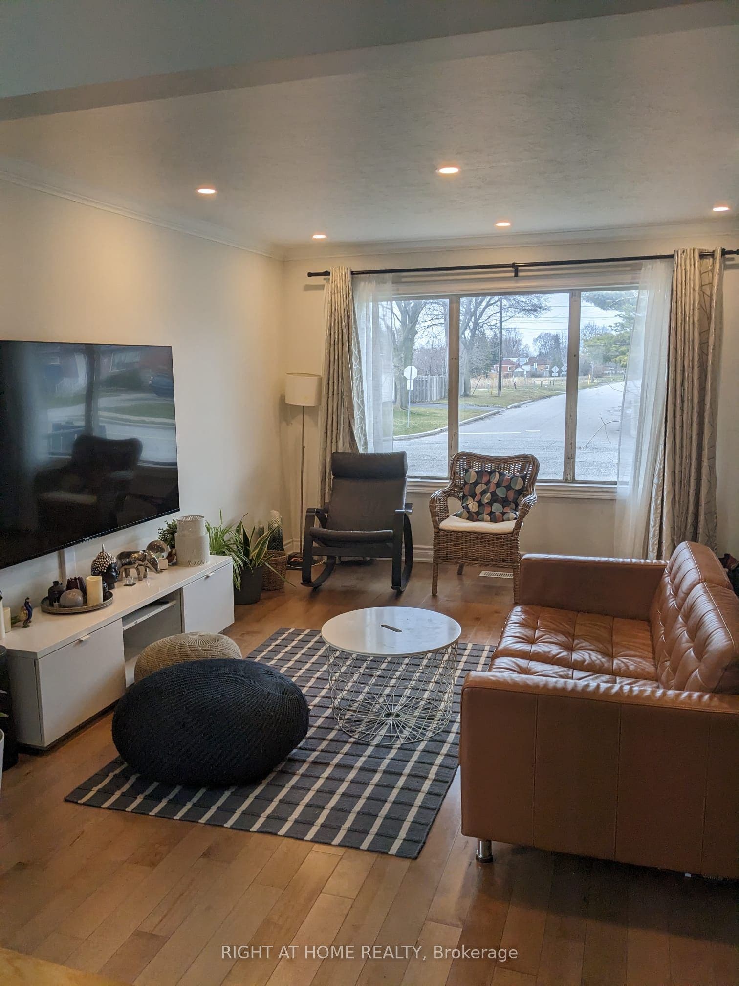 85 Ranstone Gardens, Toronto E, Toronto ON M1K 2T9