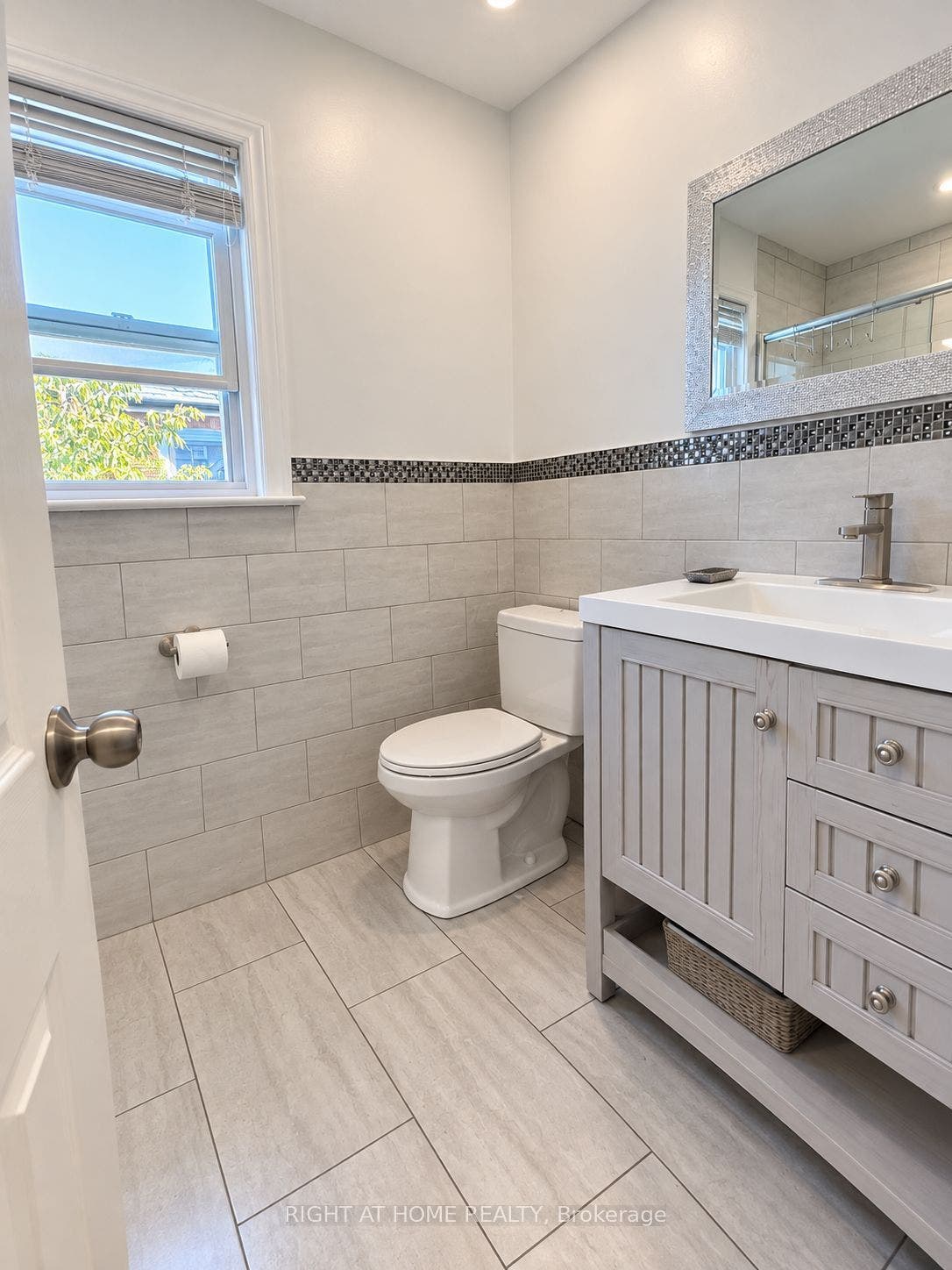 85 Ranstone Gardens, Toronto E, Toronto ON M1K 2T9