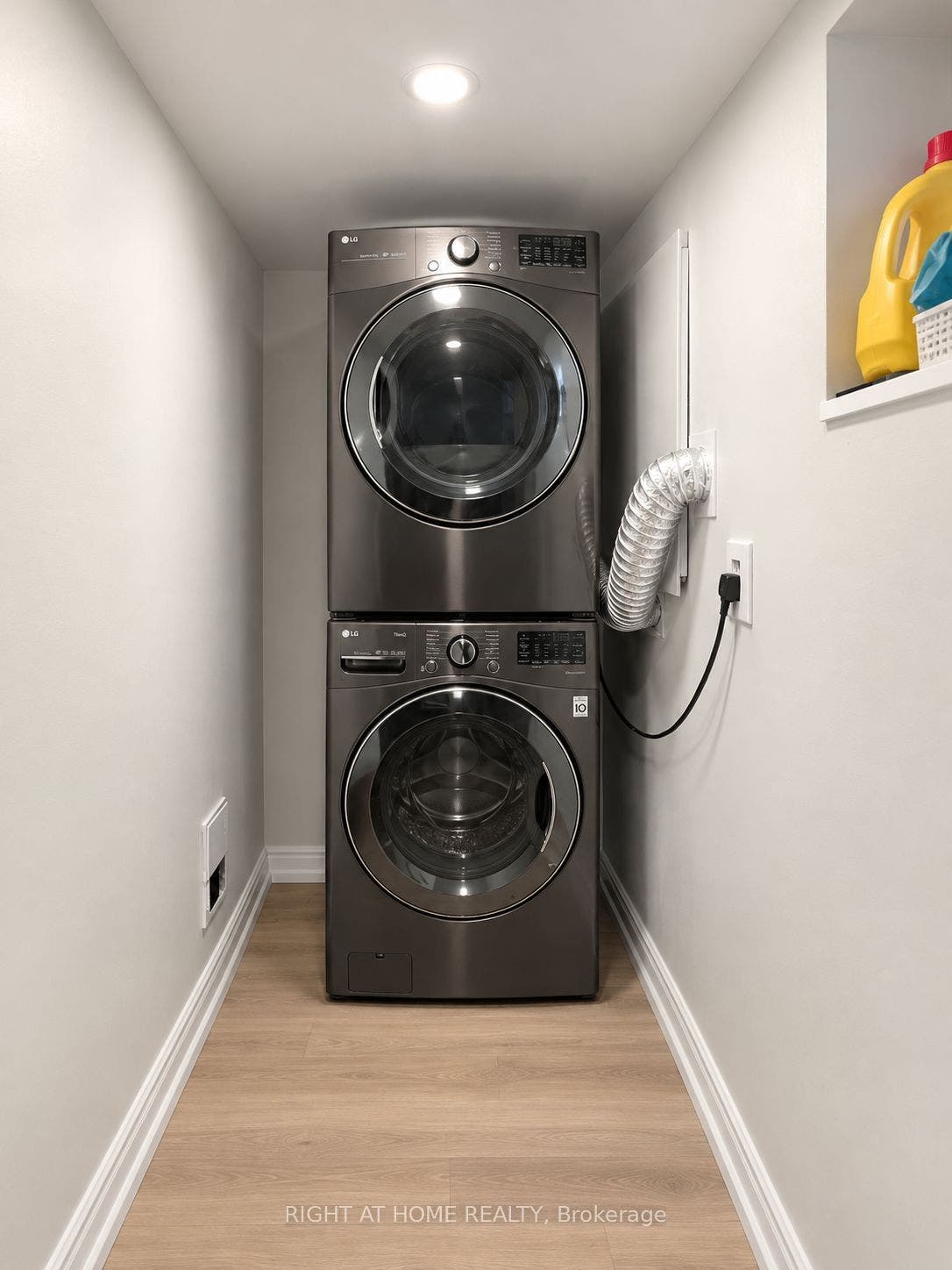 85 Ranstone Gardens, Toronto E, Toronto ON M1K 2T9