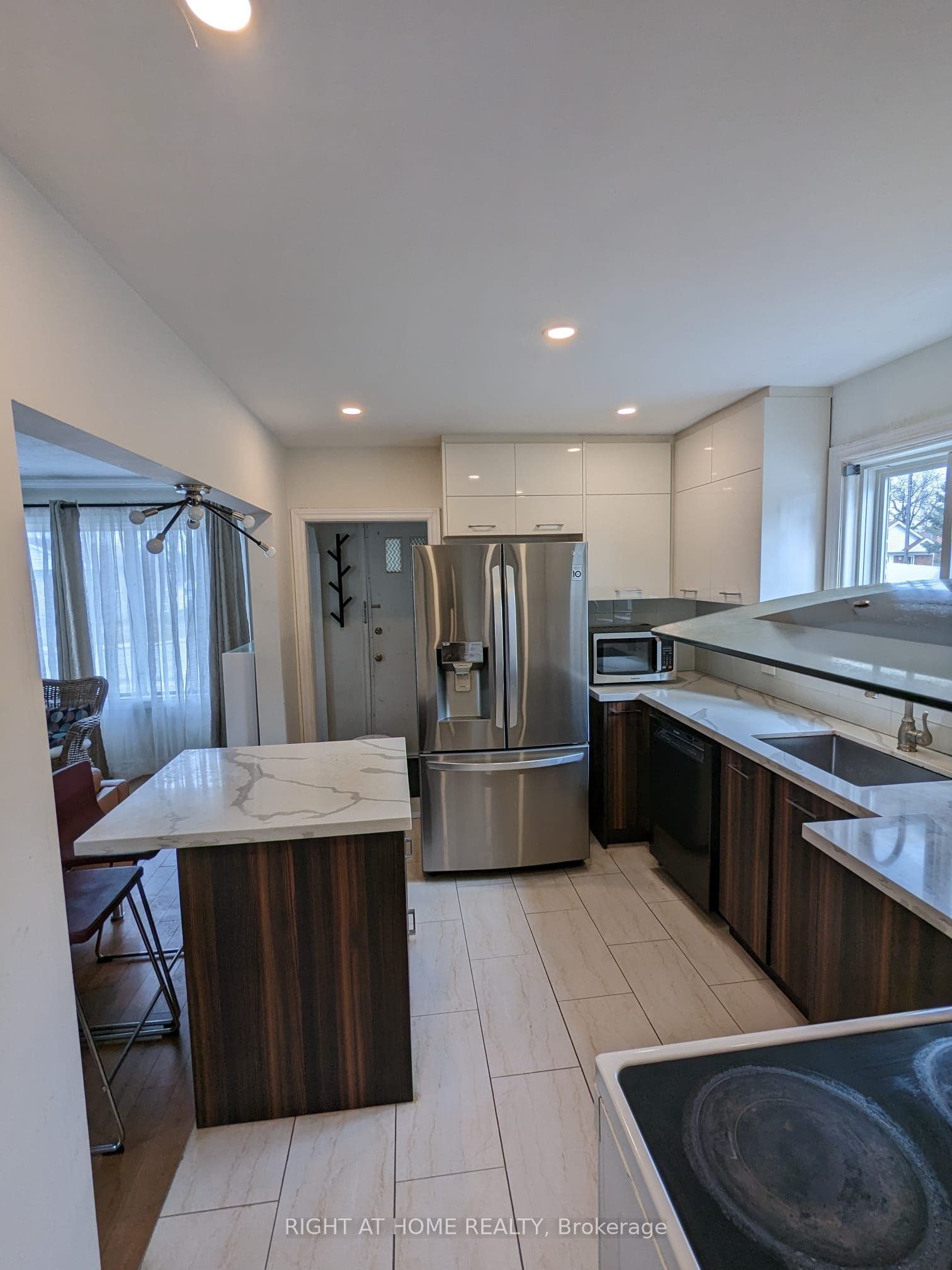 85 Ranstone Gardens, Toronto E, Toronto ON M1K 2T9