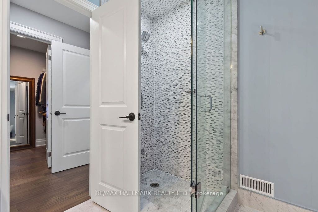 281 Warden Avenue, Toronto E, Toronto ON M1N 2Z9 281 Warden Avenue, Toronto E, Toronto ON M1N 2Z9