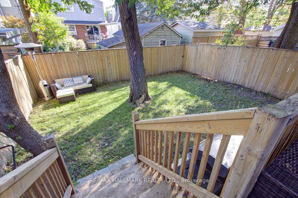 281 Warden Avenue, Toronto E, Toronto ON M1N 2Z9 281 Warden Avenue, Toronto E, Toronto ON M1N 2Z9