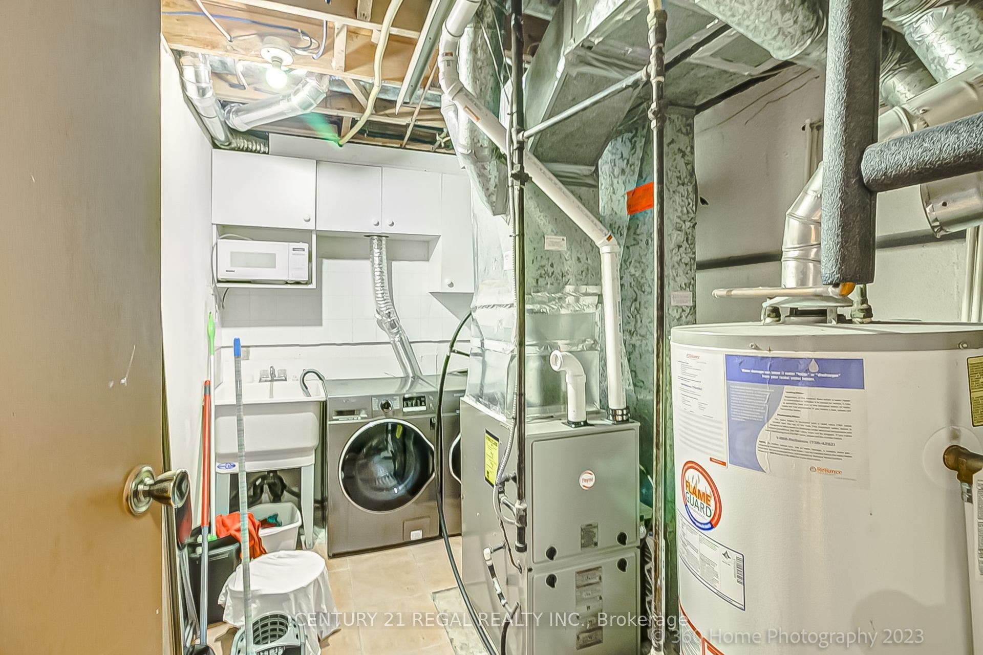 126 Dusay Place, #107, Toronto E, Toronto ON M1W 2N2