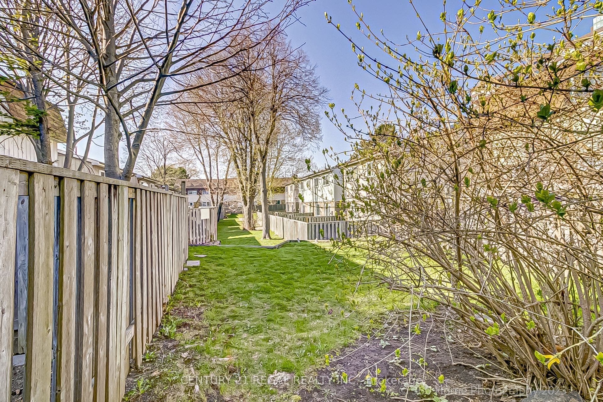 126 Dusay Place, #107, Toronto E, Toronto ON M1W 2N2