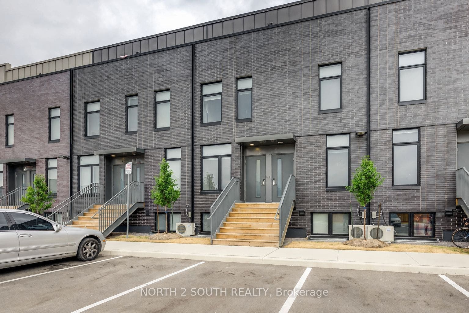 1760 Simcoe Street N, #93 (Rm 2), Oshawa, Durham ON L1G 4X9 1760 Simcoe Street N, #93 (Rm 2), Oshawa, Durham ON L1G 4X9