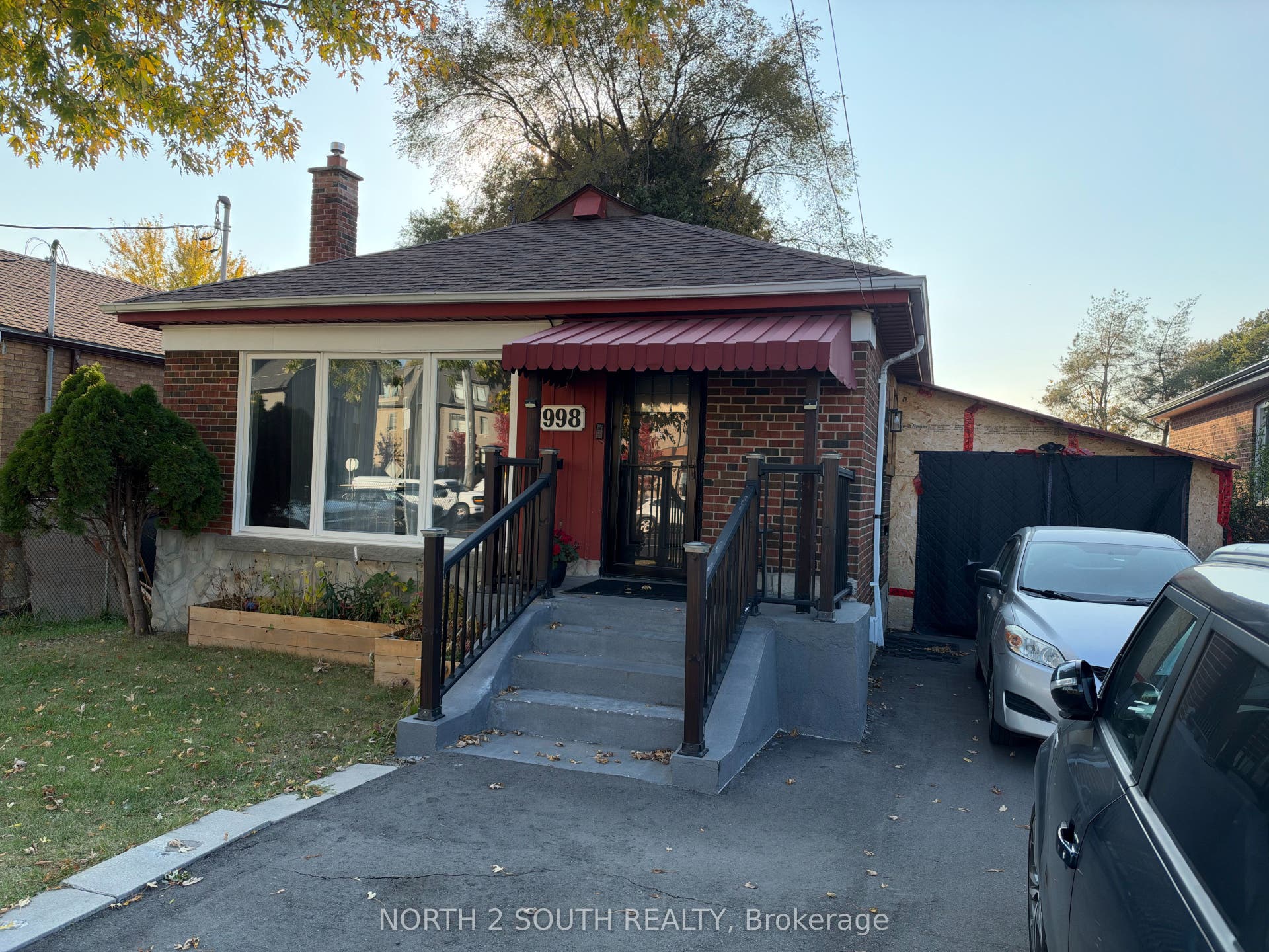 998 Warden Avenue, #Lower, Toronto E, Toronto ON M1R 2P1 998 Warden Avenue, #Lower, Toronto E, Toronto ON M1R 2P1