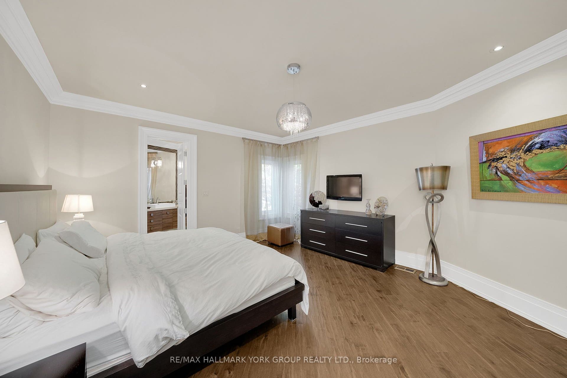 24 Dew Drop Court, Vaughan, York ON L6A 1E9 24 Dew Drop Court, Vaughan, York ON L6A 1E9