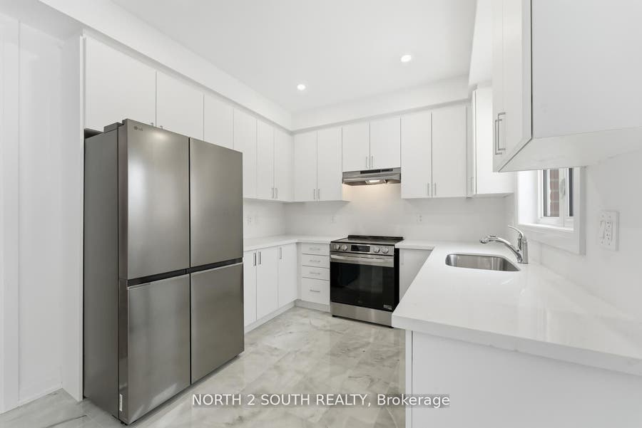 Property photo for 30 Virro Court, Vaughan, York ON