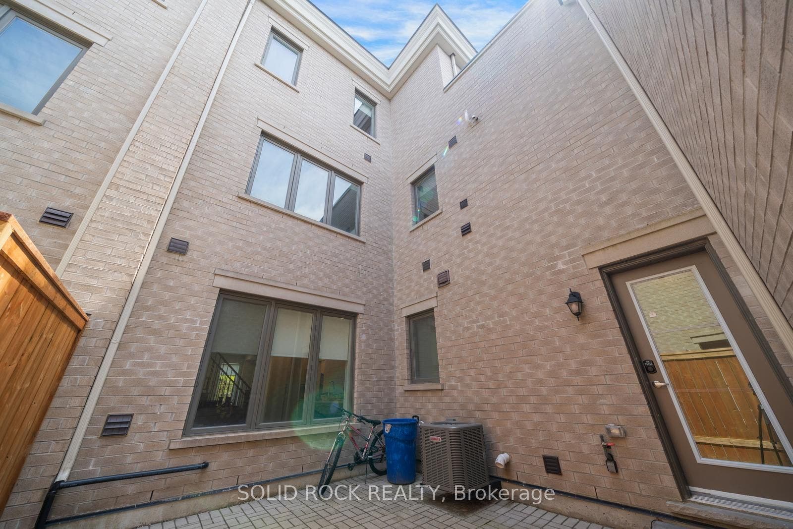 9376 Bayview Avenue, Richmond Hill, York ON L4C 5H3