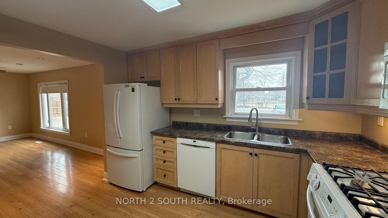 1125 Shore Acres Drive, Innisfil, Simcoe ON L0L 1R0 1125 Shore Acres Drive, Innisfil, Simcoe ON L0L 1R0