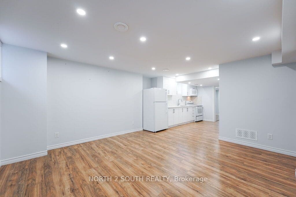157 Faust Ridge, #Bsmt, Vaughan, York ON L4H 4S9