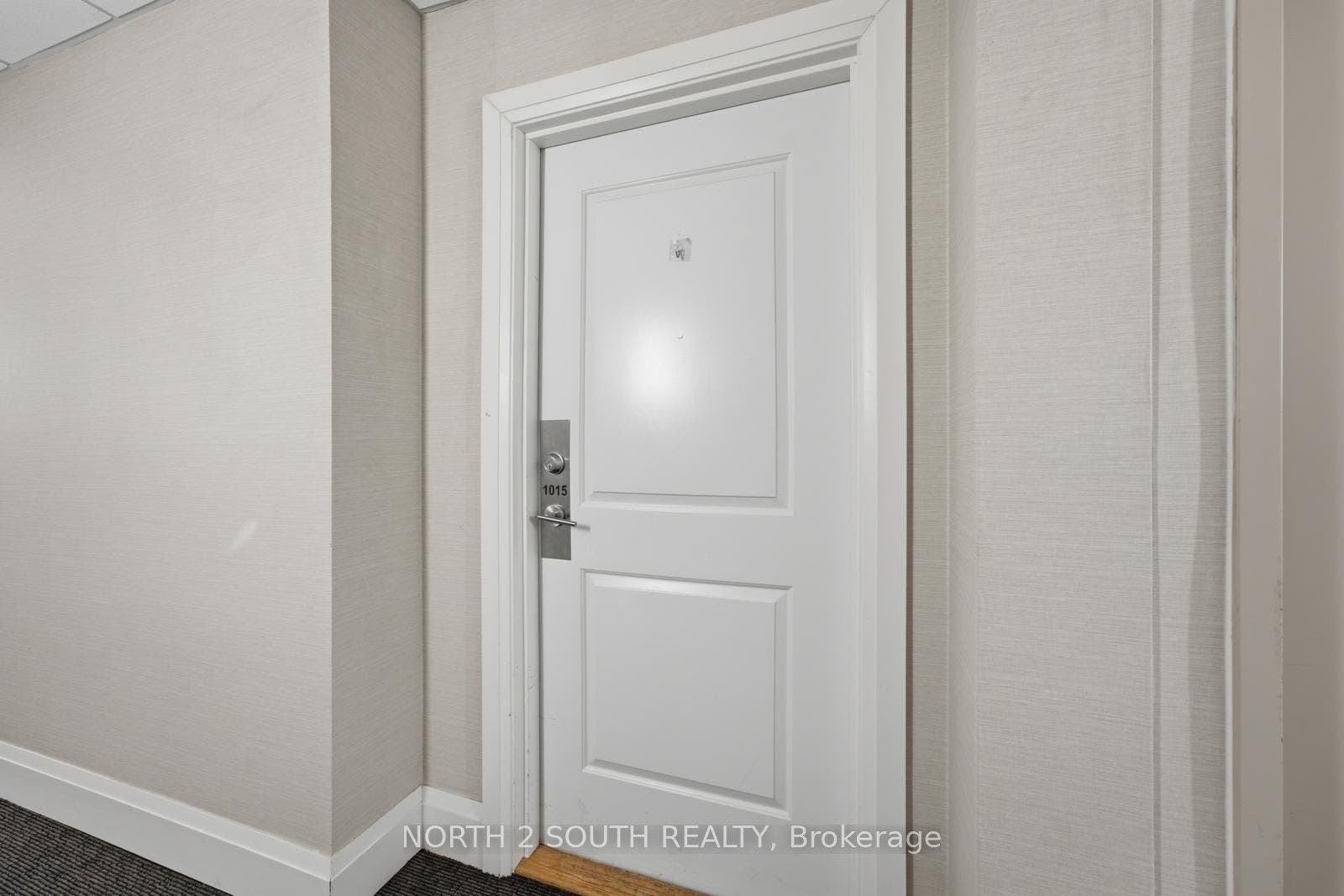 12 Woodstream Boulevard, #1015, Vaughan, York ON L4L 8C4 12 Woodstream Boulevard, #1015, Vaughan, York ON L4L 8C4