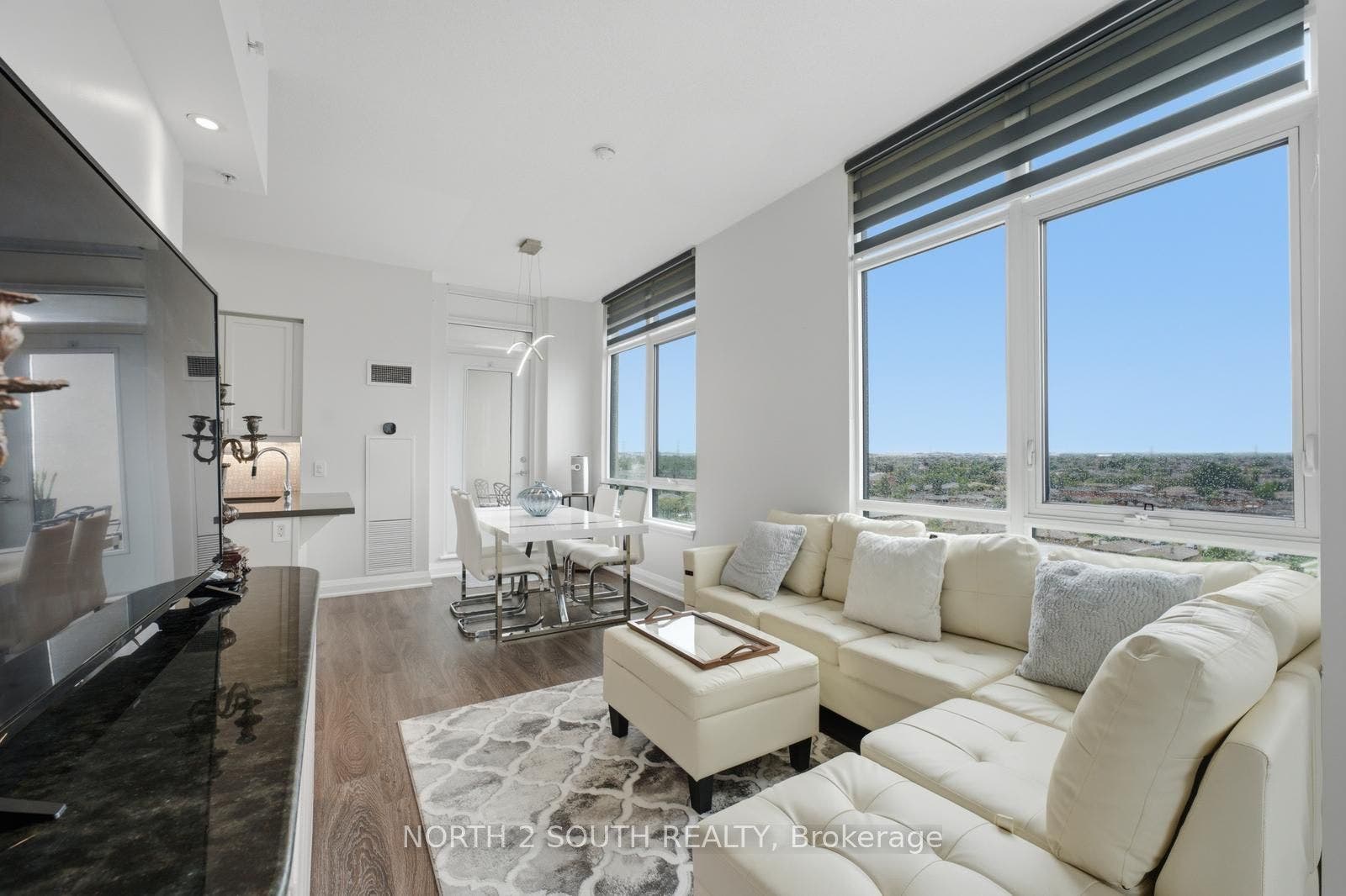 12 Woodstream Boulevard, #1015, Vaughan, York ON L4L 8C4 12 Woodstream Boulevard, #1015, Vaughan, York ON L4L 8C4