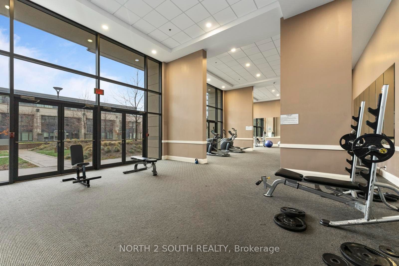 12 Woodstream Boulevard, #1015, Vaughan, York ON L4L 8C4 12 Woodstream Boulevard, #1015, Vaughan, York ON L4L 8C4
