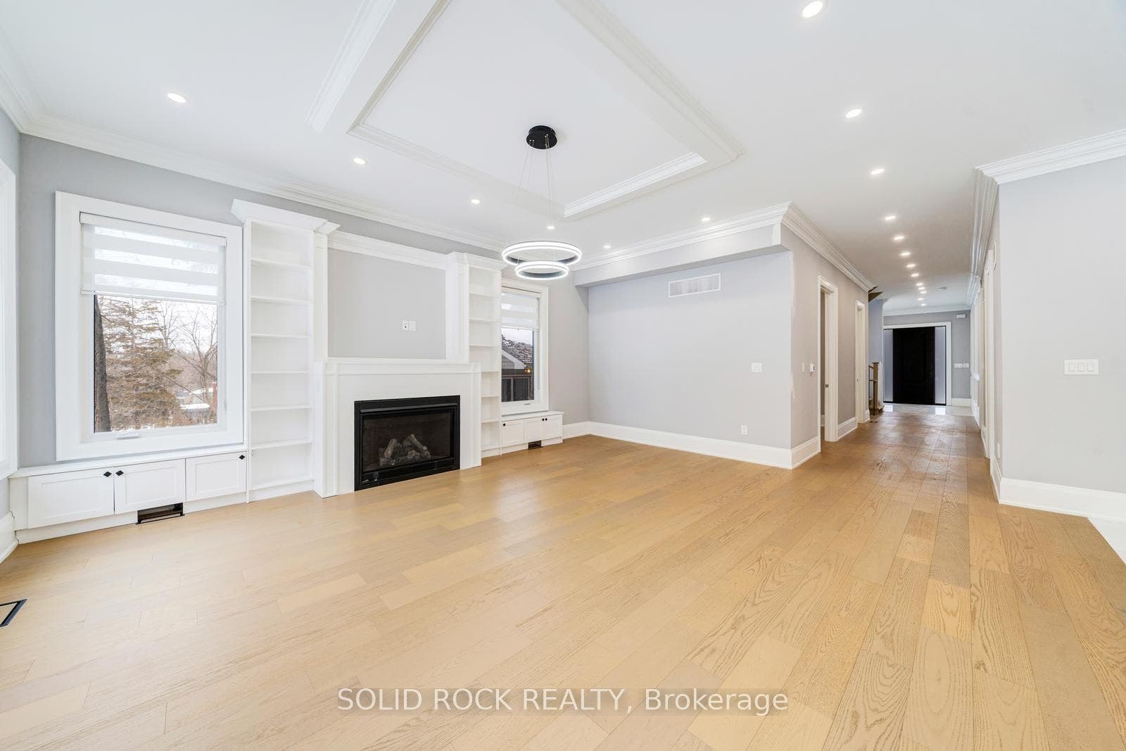 367 Penn Avenue, Newmarket, York ON L3Y 2S7