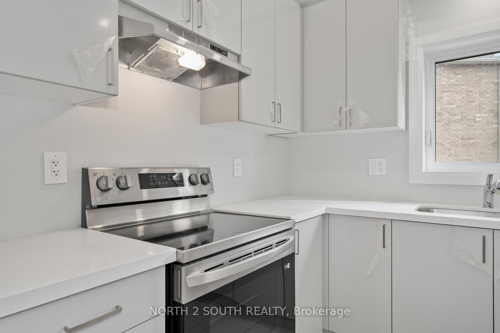79 VIRRO Court, Vaughan, York ON L4H 5G5 79 VIRRO Court, Vaughan, York ON L4H 5G5