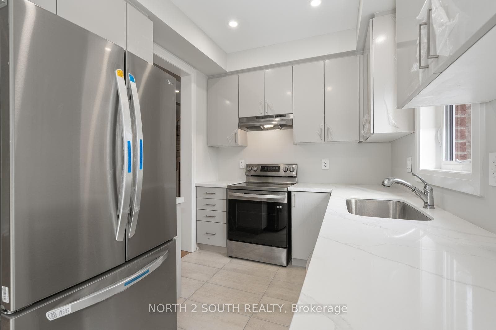 79 VIRRO Court, Vaughan, York ON L4H 5G5 79 VIRRO Court, Vaughan, York ON L4H 5G5