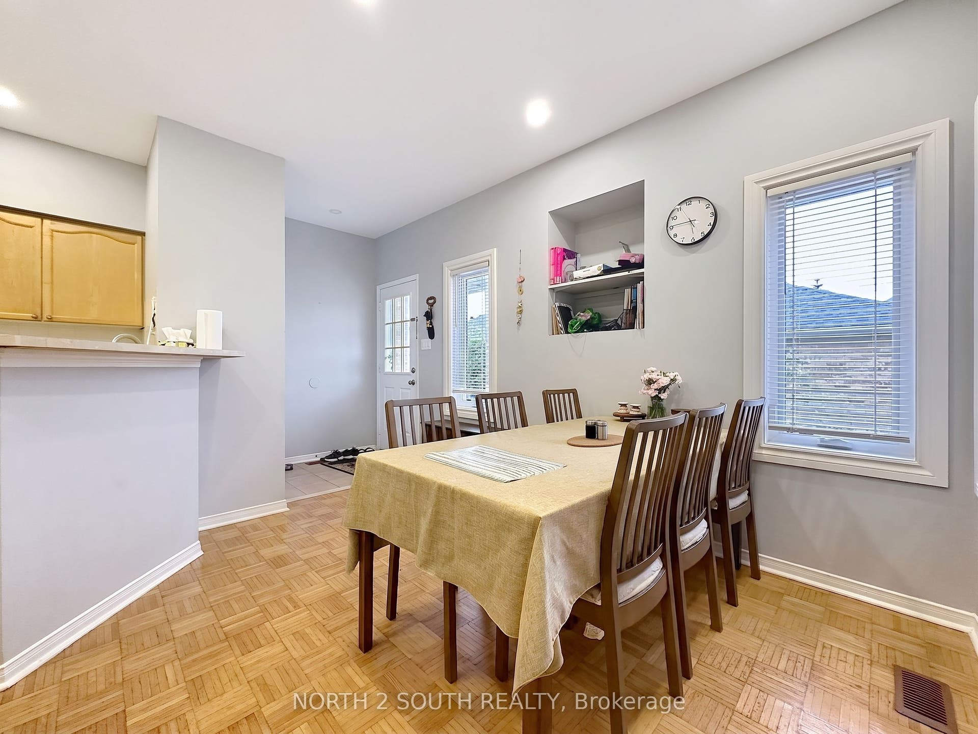 5 Bellagio Crescent, Vaughan, Vaughan, York ON L4K 5J9