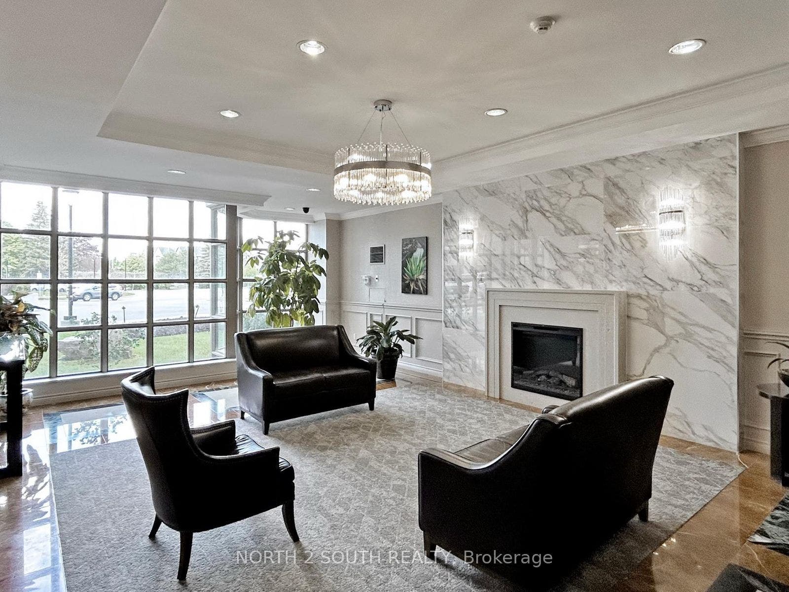 11 Townsgate Drive, #401, Vaughan, York ON L4J 8G4 11 Townsgate Drive, #401, Vaughan, York ON L4J 8G4
