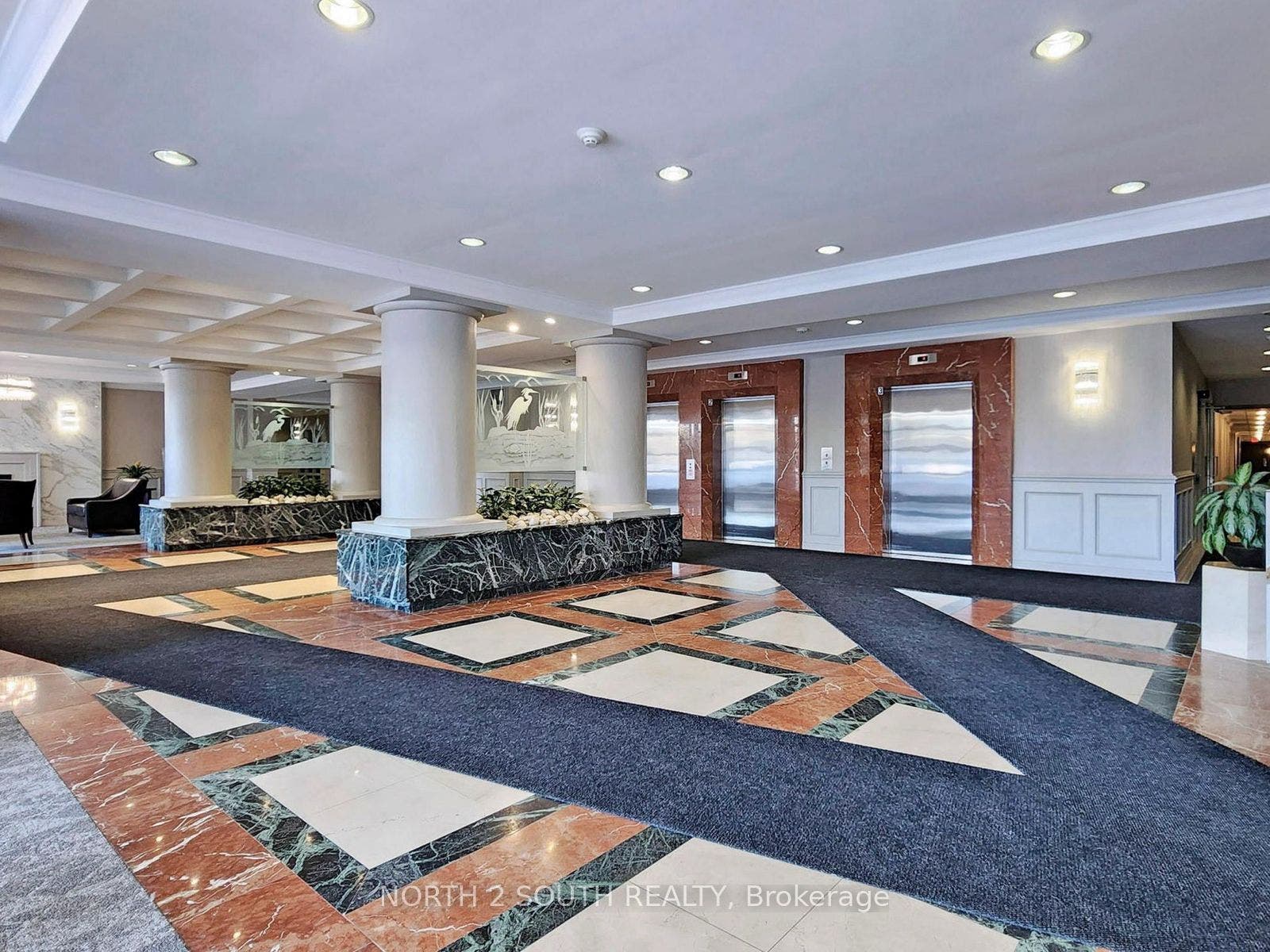 11 Townsgate Drive, #401, Vaughan, York ON L4J 8G4 11 Townsgate Drive, #401, Vaughan, York ON L4J 8G4
