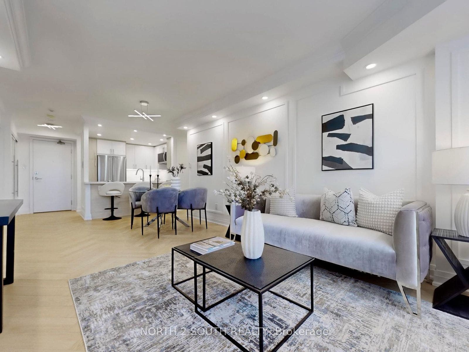 11 Townsgate Drive, #401, Vaughan, York ON L4J 8G4 11 Townsgate Drive, #401, Vaughan, York ON L4J 8G4