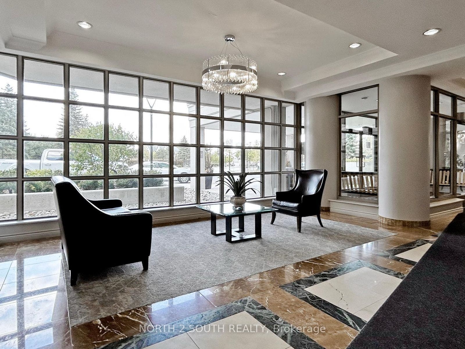 11 Townsgate Drive, #401, Vaughan, York ON L4J 8G4 11 Townsgate Drive, #401, Vaughan, York ON L4J 8G4