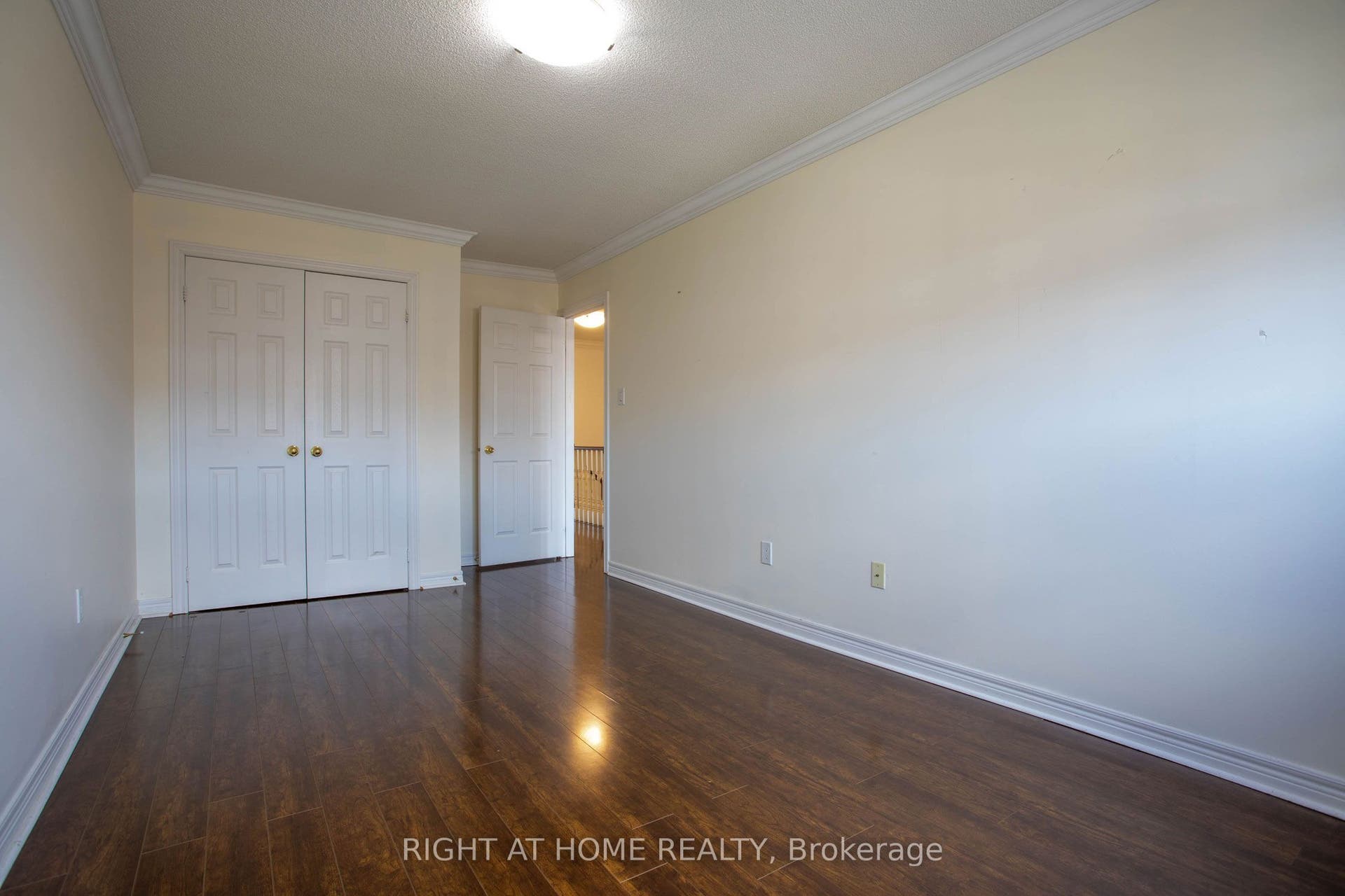 11 Littleriver Court, Vaughan, York ON L6A 0K4