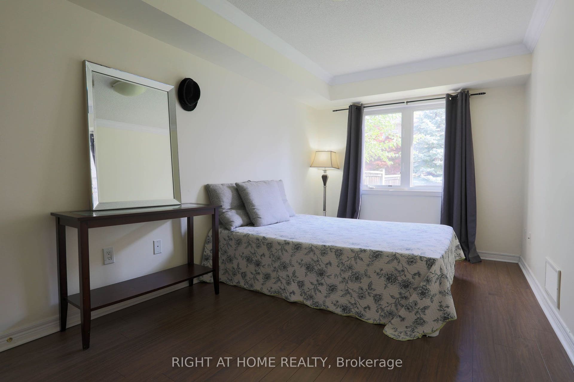 11 Littleriver Court, Vaughan, York ON L6A 0K4