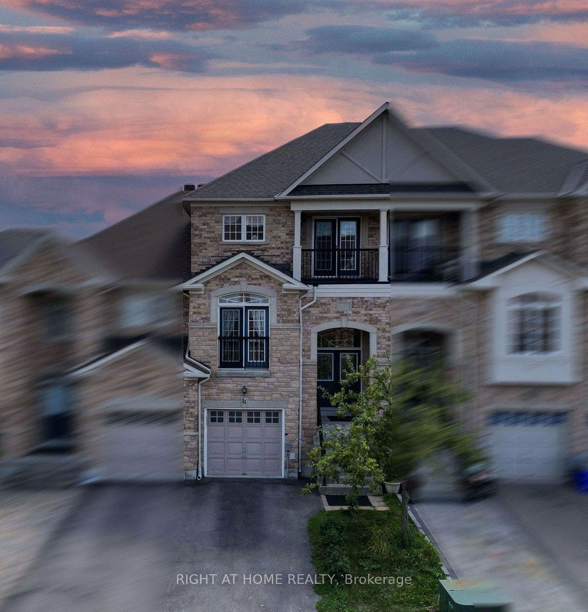 11 Littleriver Court, Vaughan, York ON L6A 0K4
