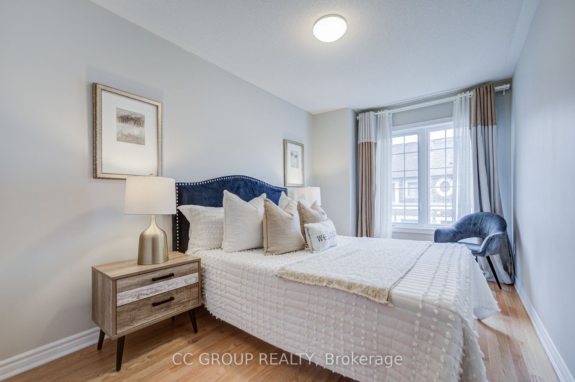 138 Farooq Boulevard S, Vaughan, York ON L4H 4S1