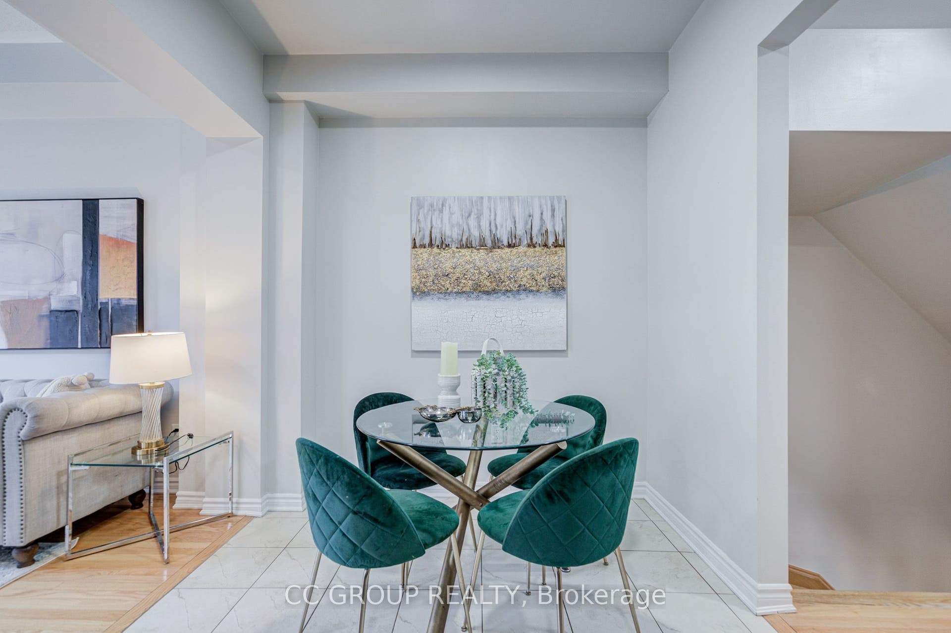 138 Farooq Boulevard S, Vaughan, York ON L4H 4S1
