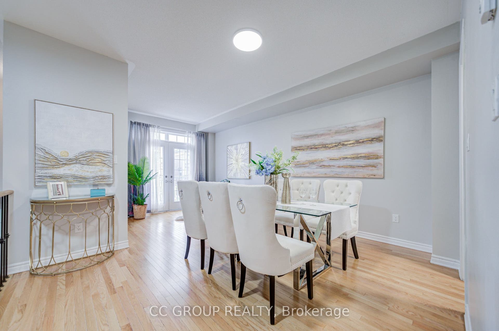 138 Farooq Boulevard S, Vaughan, York ON L4H 4S1