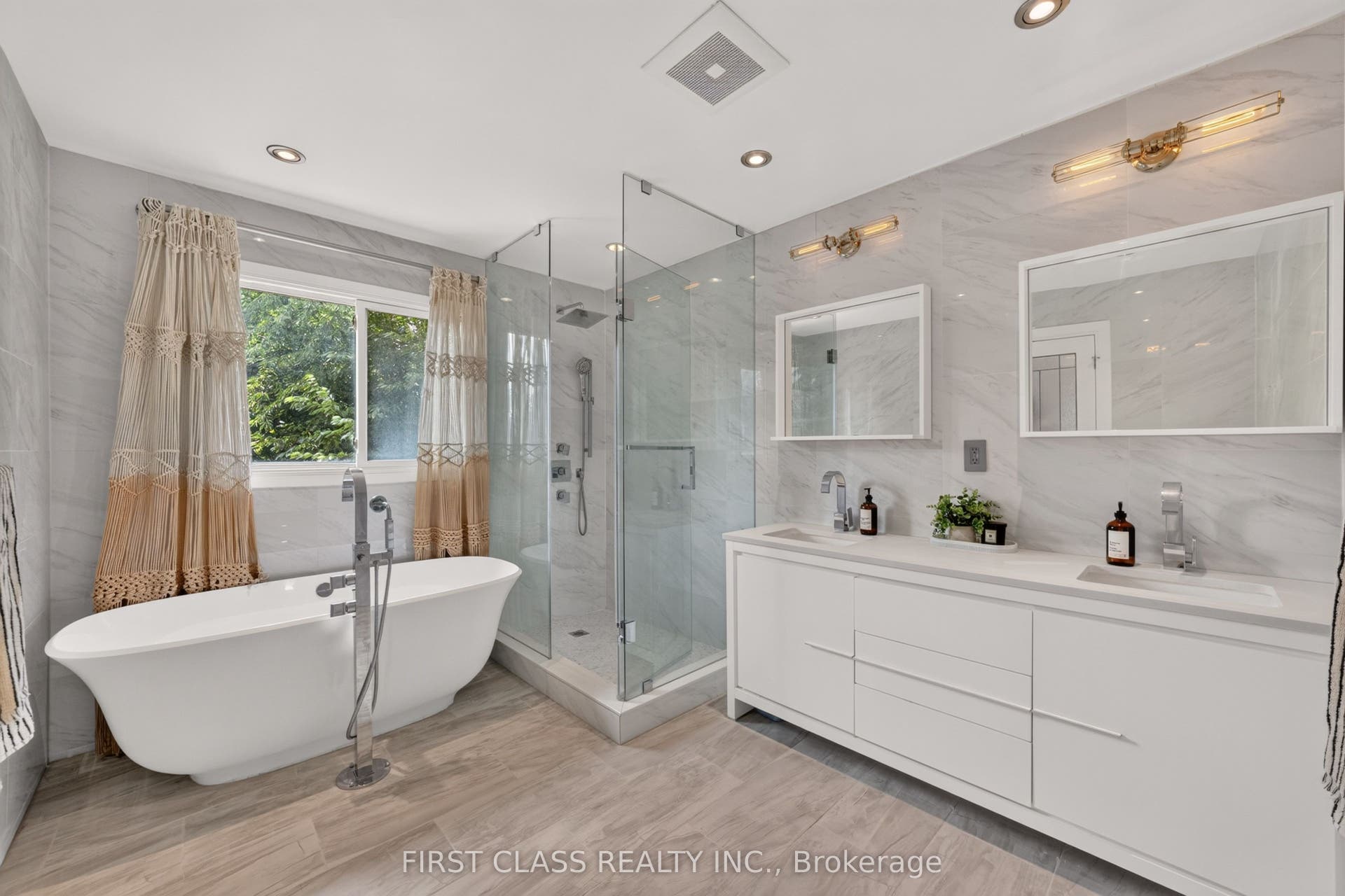 19 Tomlinson Circle, Markham, Markham, York ON L3R 9L1