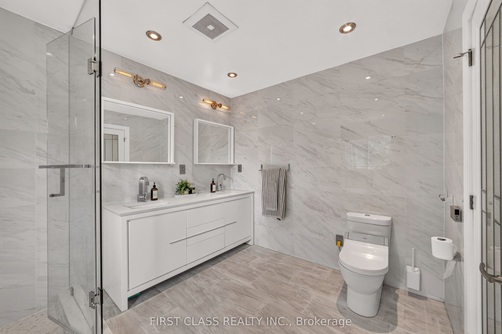 19 Tomlinson Circle, Markham, Markham, York ON L3R 9L1