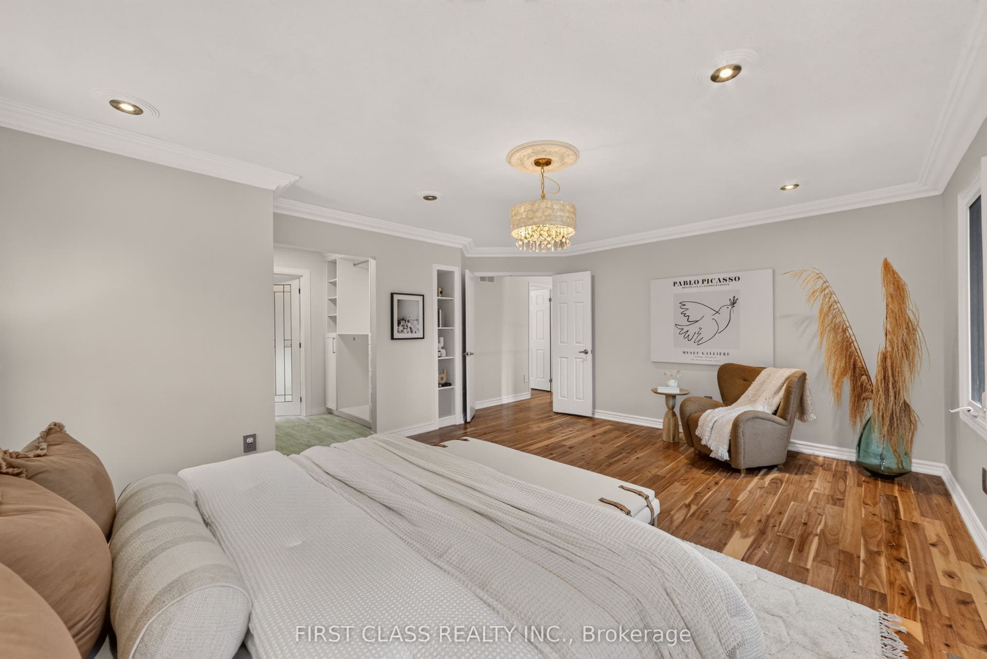 19 Tomlinson Circle, Markham, Markham, York ON L3R 9L1