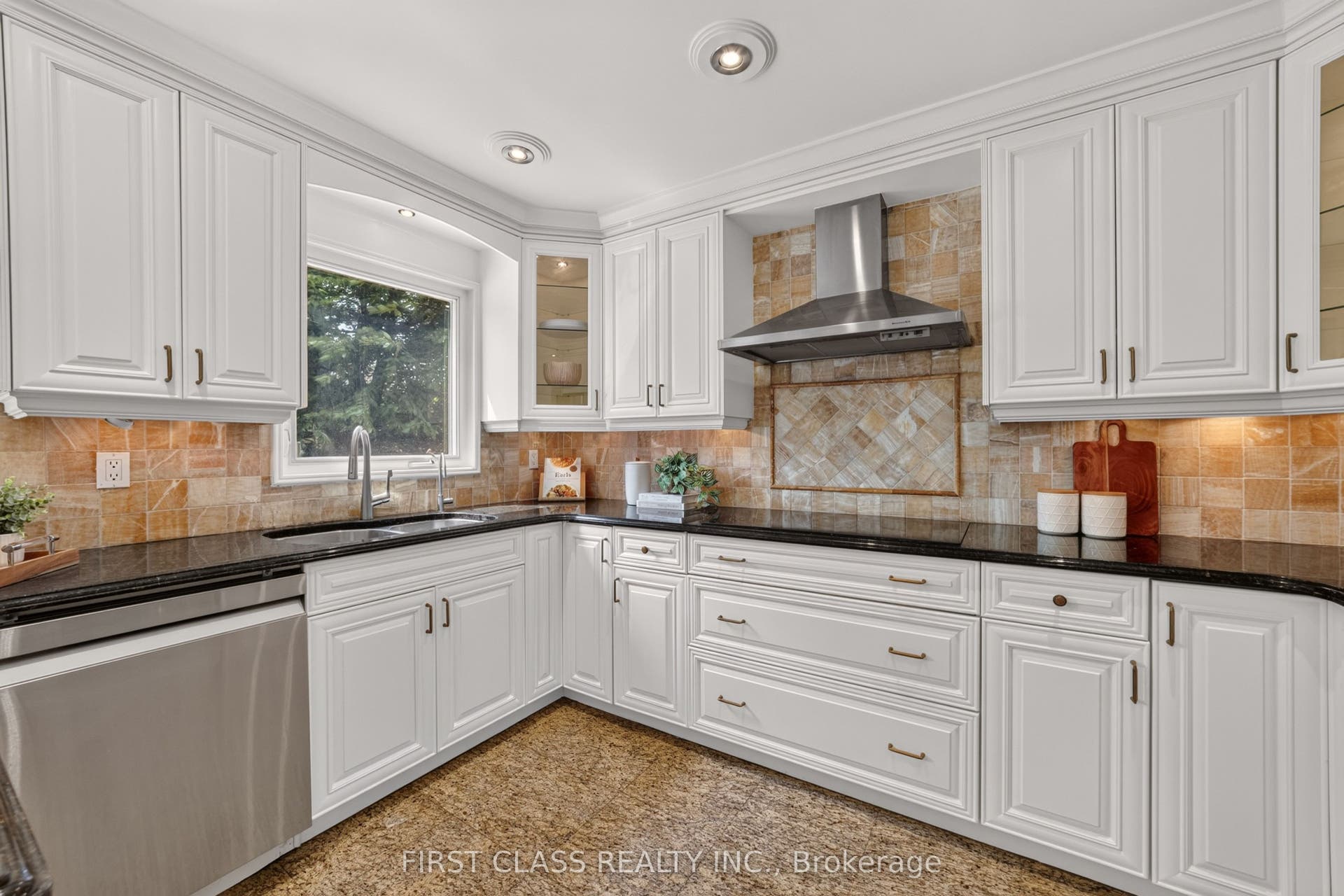 19 Tomlinson Circle, Markham, Markham, York ON L3R 9L1