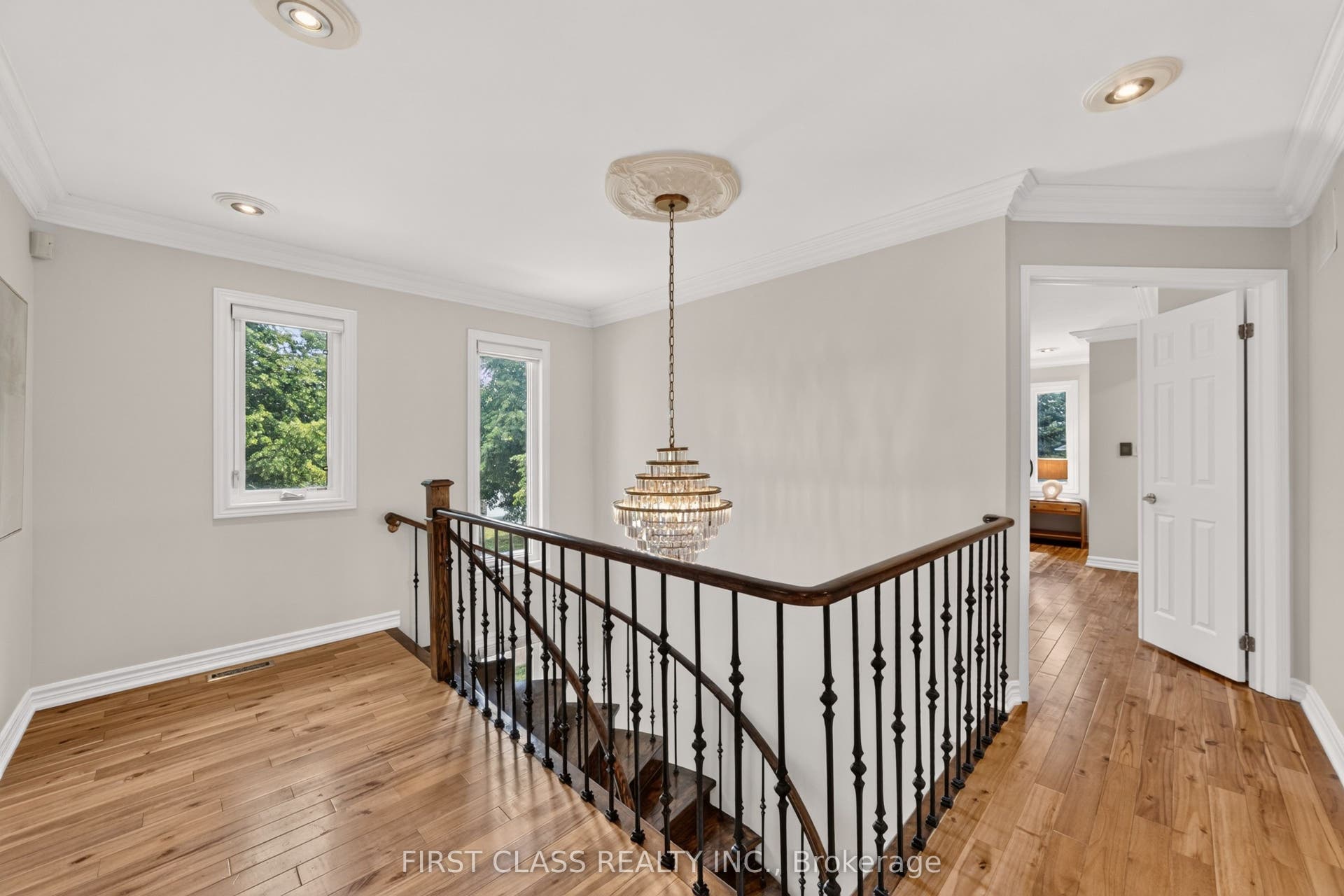 19 Tomlinson Circle, Markham, Markham, York ON L3R 9L1