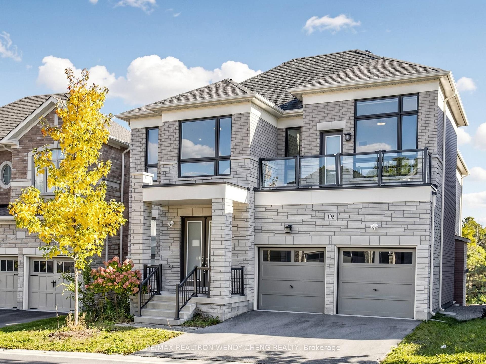 192 Sunset Vista Court, Aurora, York ON L4G 3Y1