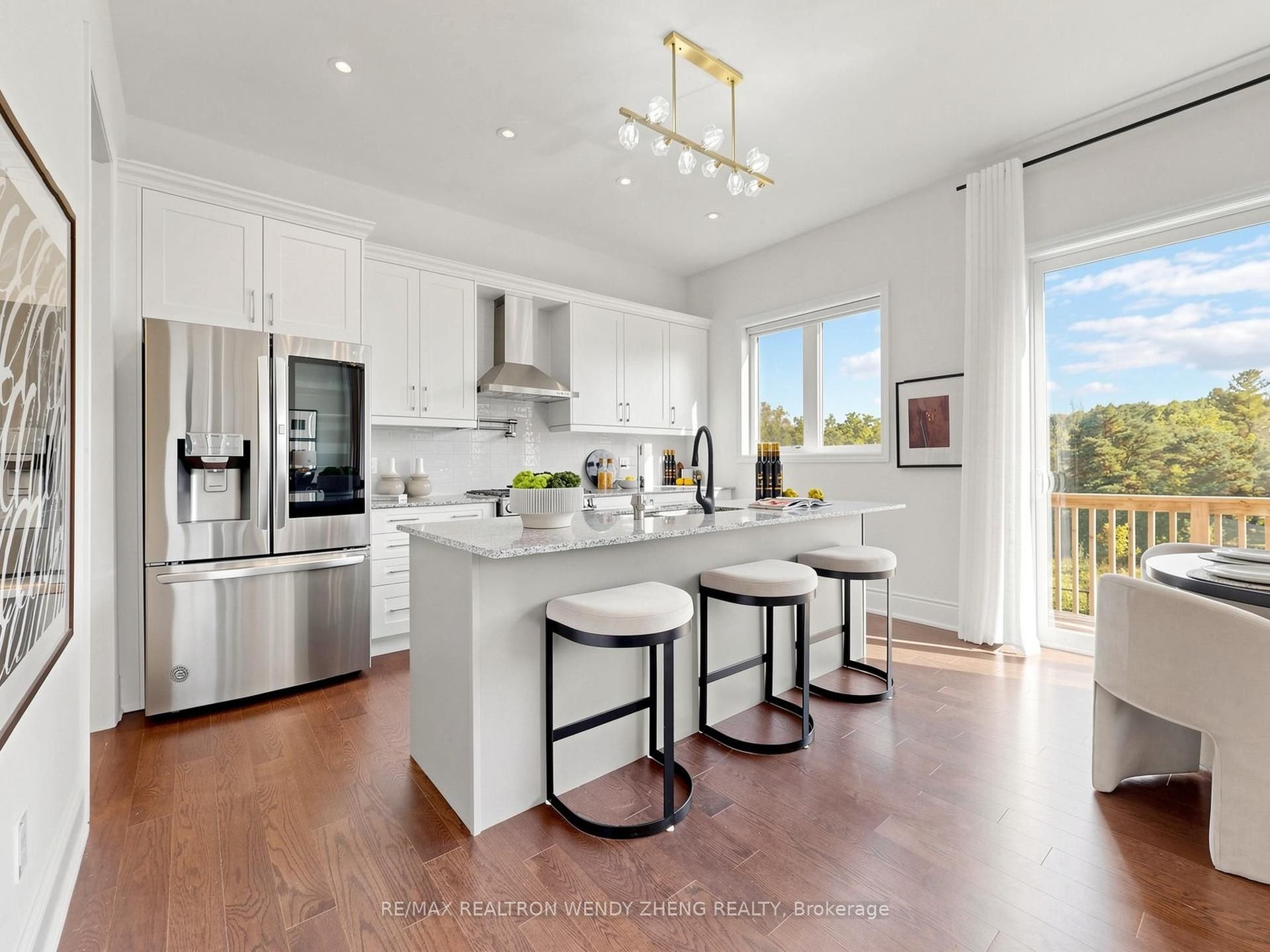 192 Sunset Vista Court, Aurora, York ON L4G 3Y1