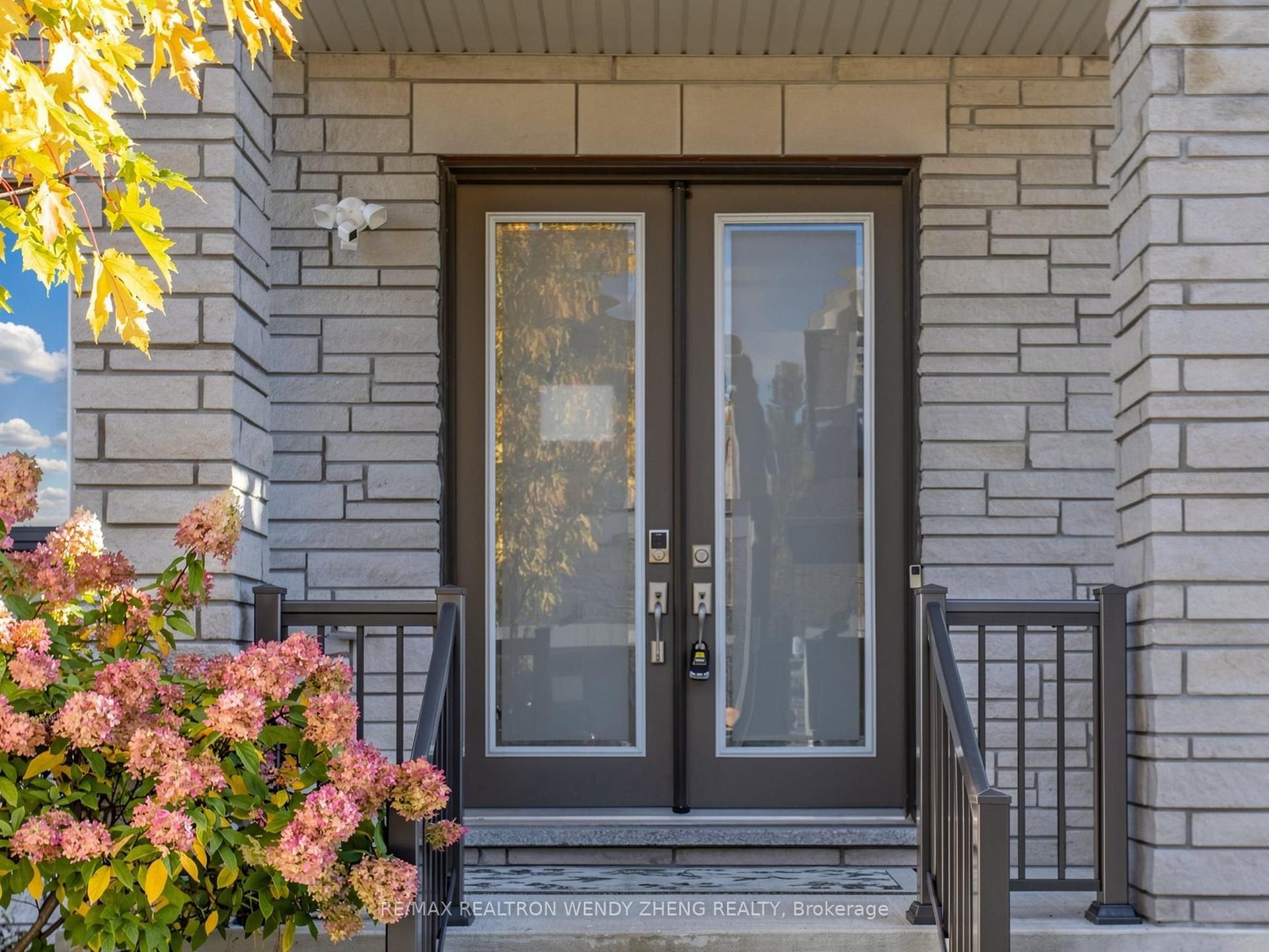 192 Sunset Vista Court, Aurora, York ON L4G 3Y1