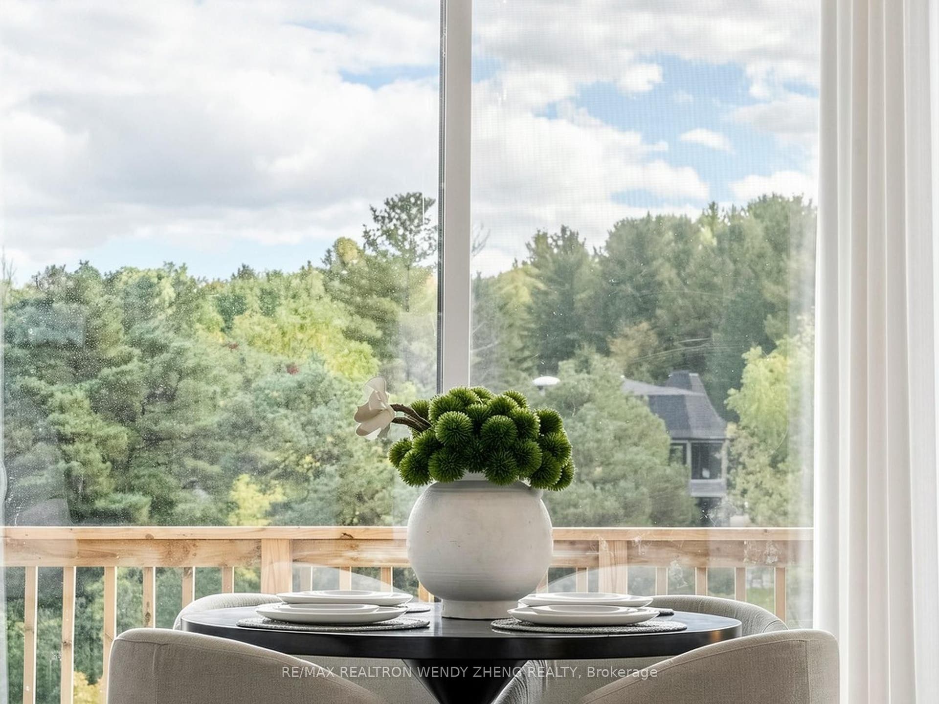 192 Sunset Vista Court, Aurora, York ON L4G 3Y1