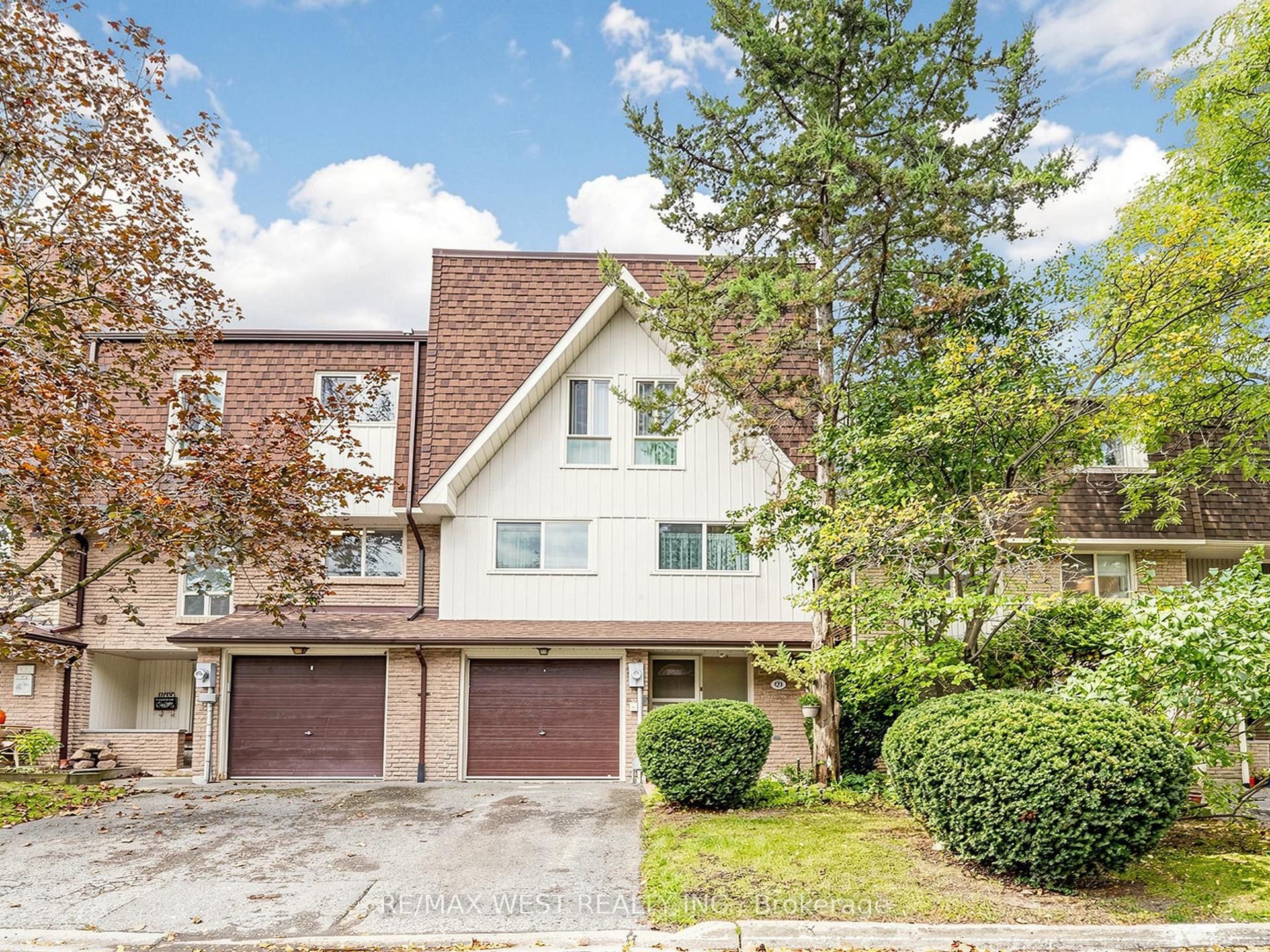 121 Poplar Crescent, #44, Aurora, York ON L4G 3M4