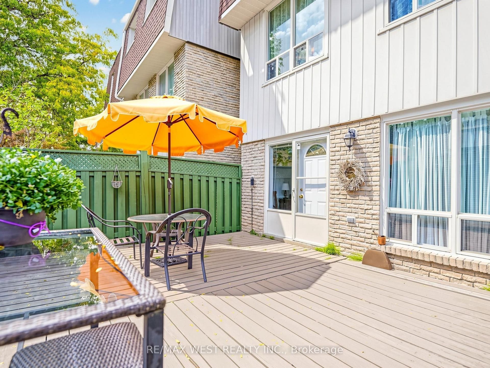 121 Poplar Crescent, #44, Aurora, York ON L4G 3M4