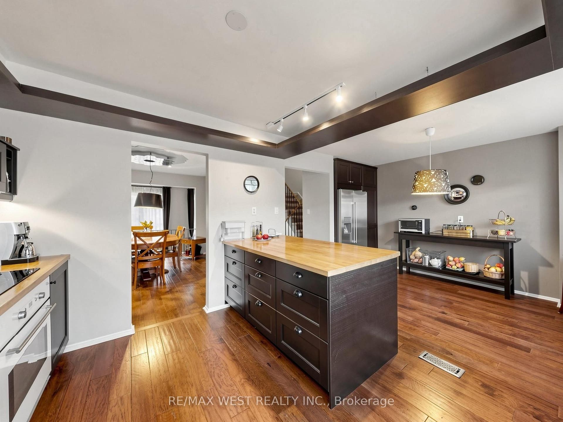 121 Poplar Crescent, #44, Aurora, York ON L4G 3M4