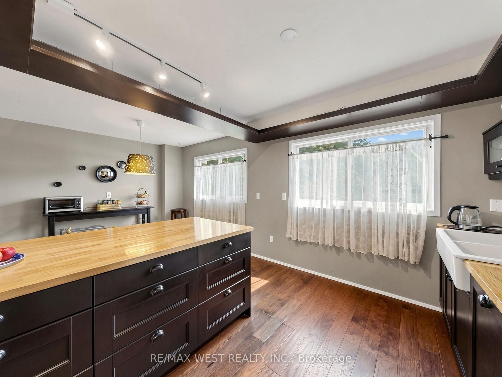 121 Poplar Crescent, #44, Aurora, York ON L4G 3M4